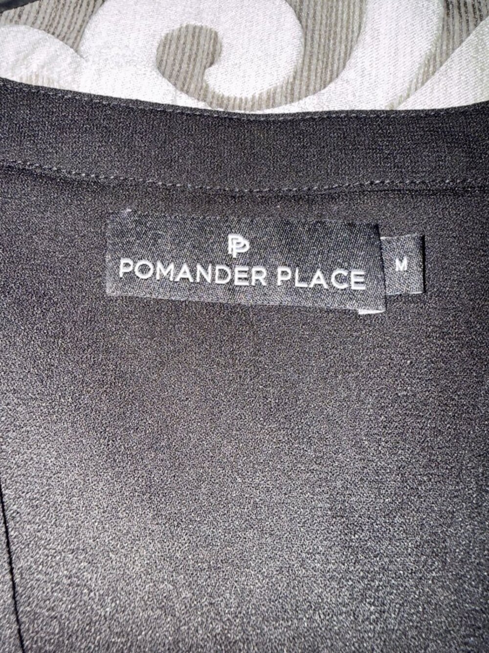 Pomander Place by Tuckernuck Crepe Kenzo Dress Women Medium Black V-Neck Tiered - Picture 6 of 14